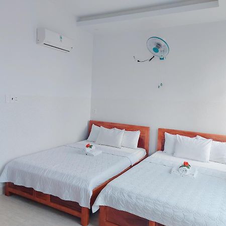 Thiên Ý Hotel bãi sau Vũng Tàu Esterno foto