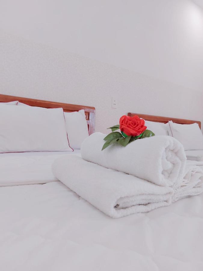 Thiên Ý Hotel bãi sau Vũng Tàu Esterno foto