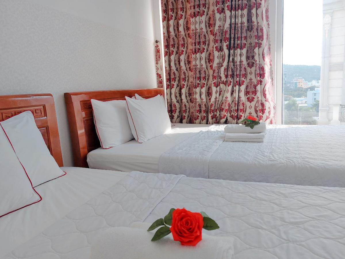 Thiên Ý Hotel bãi sau Vũng Tàu Esterno foto
