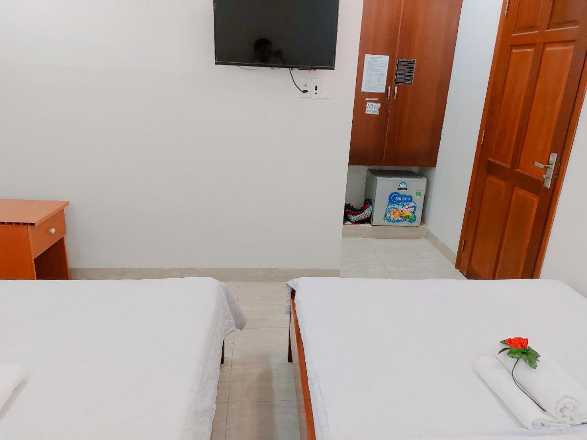 Thiên Ý Hotel bãi sau Vũng Tàu Esterno foto